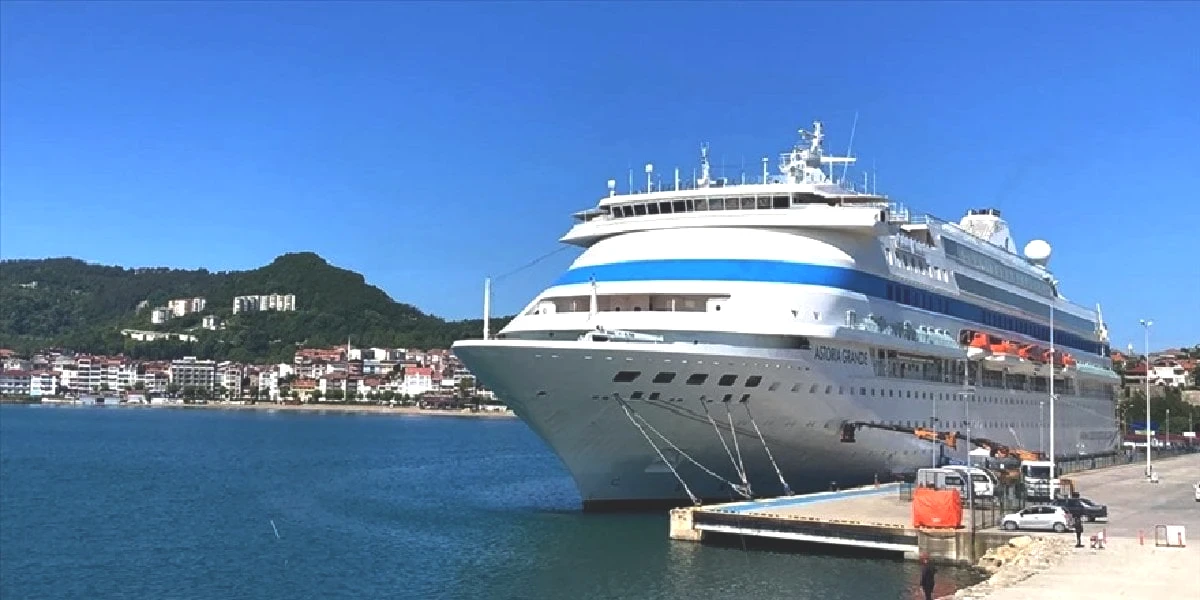 astoria-grande.jpg