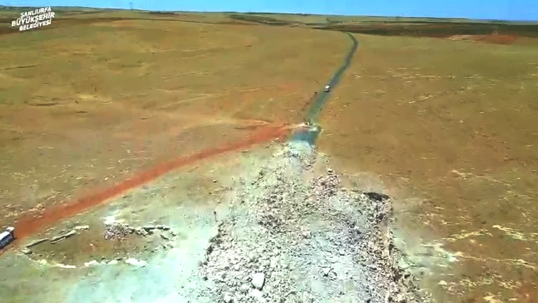 yillarin-hayali-gercek-oluyor-15-saatlik-o-yol-20-dakikaya-dusuyor-sanliurfalilara-buyuk-mujde-1.jpg