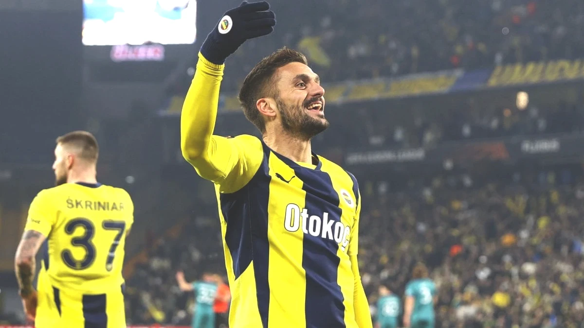 fenerbahcede-flas-ayrilik-dusan-tadicin-yeni-takimi-belli-oldu-1742023498225.jpg